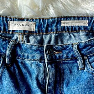 PAC sun Mom Jean
